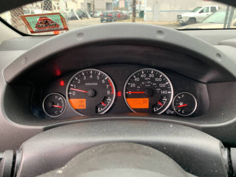 2012 Nissan Pathfinder Silver Edition