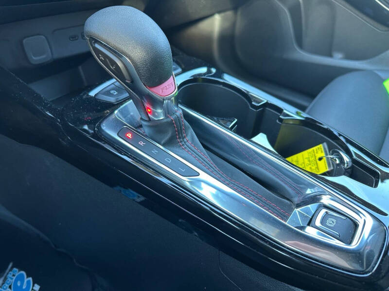 2024 Chevrolet Trax RS