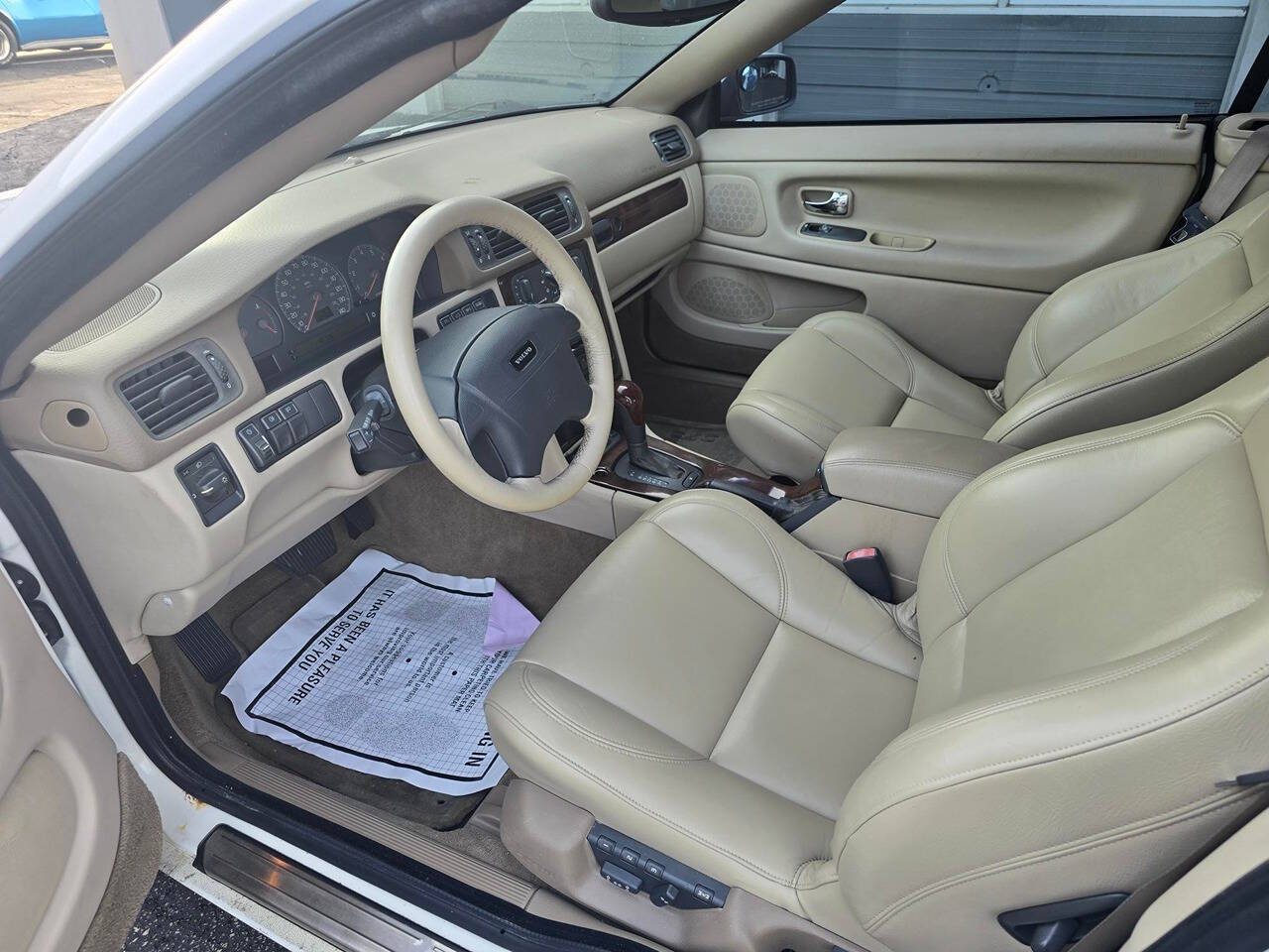 2003 Volvo C70 14