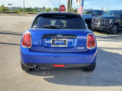 2021 MINI Hardtop 4 Door Cooper
