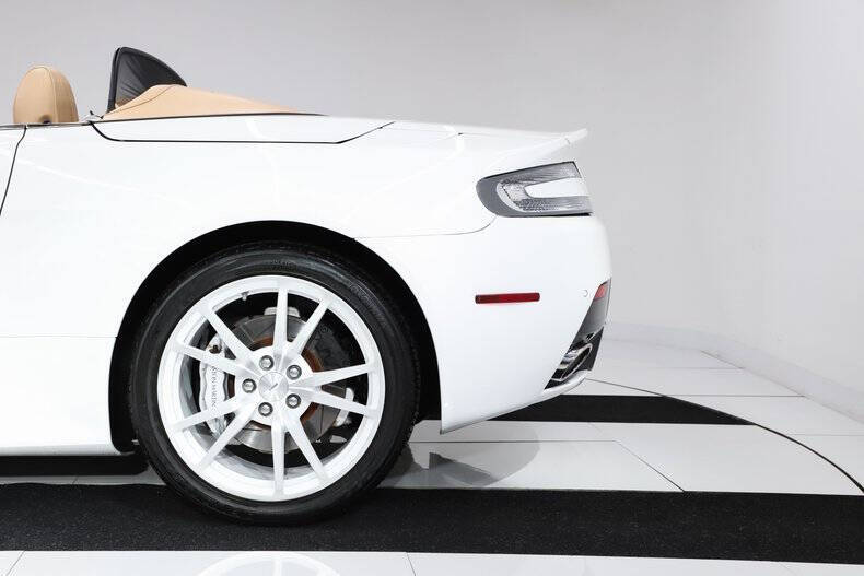 2013 Aston Martin V8 Vantage S Roadster