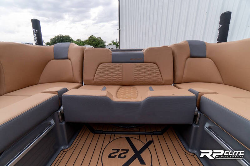 2025 MasterCraft X22