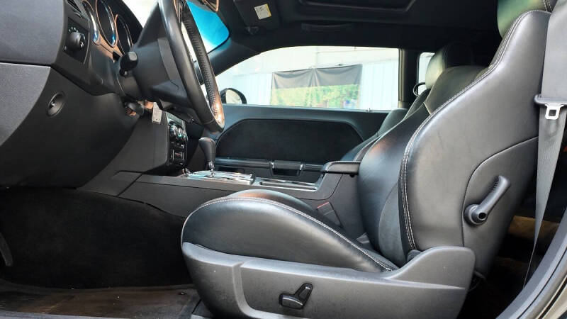 2008 Dodge Challenger SRT8