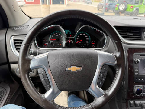 2017 Chevrolet Traverse LT