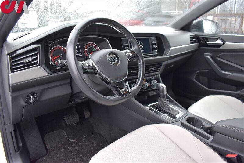 2021 Volkswagen Jetta R-Line