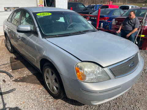 2005 Ford Five Hundred for sale at Trocci's Auto Sales in West Pittsburg PA