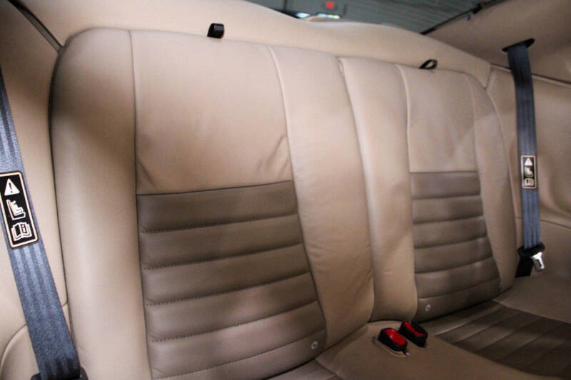 2003 Ford Mustang GT Deluxe