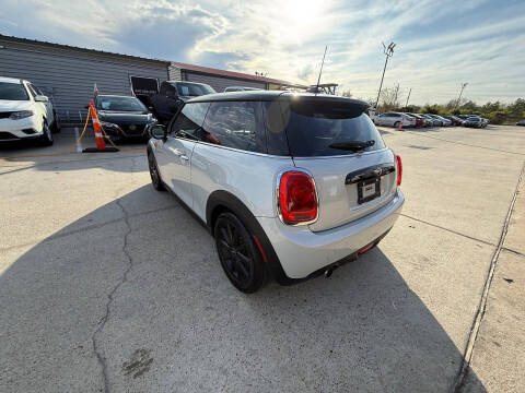2016 MINI Hardtop 2 Door Cooper