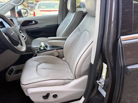 2017 Chrysler Pacifica Limited