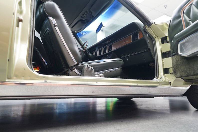 1969 Lincoln Continental