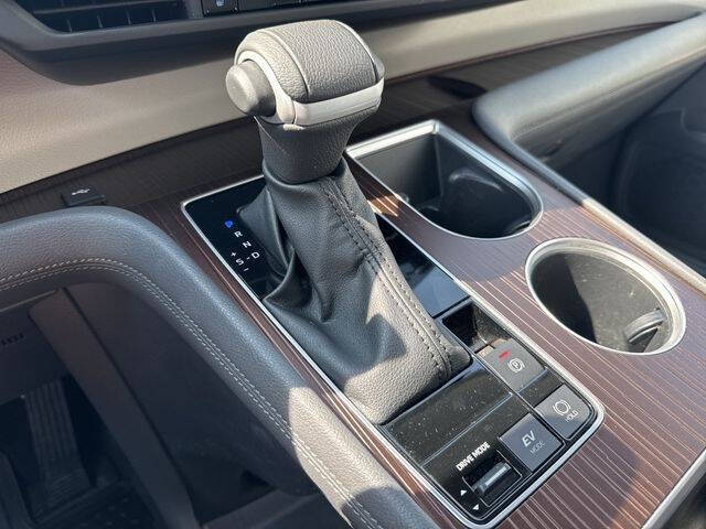 2023 Toyota Sienna XLE 7-Passenger