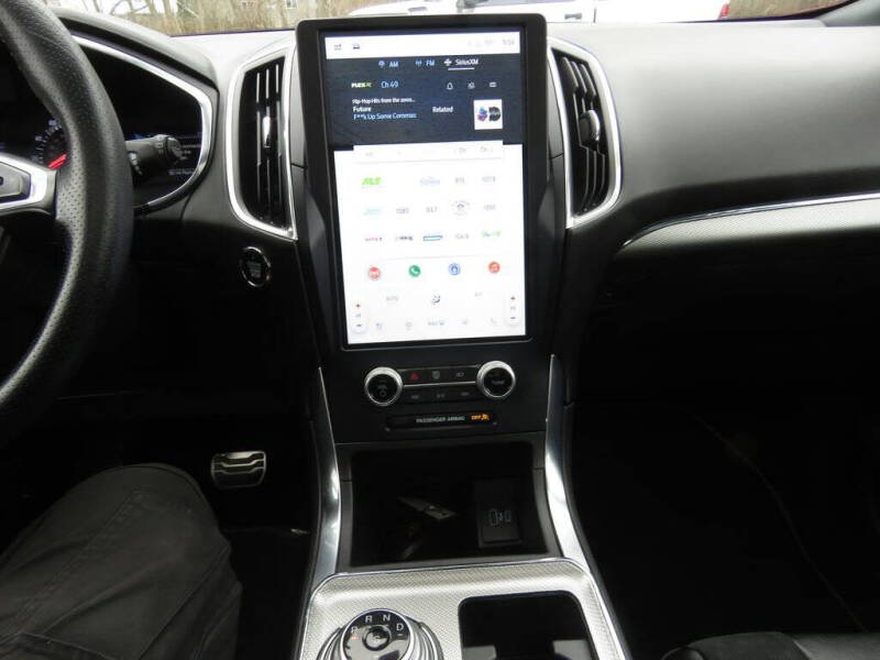 2021 Ford Edge ST