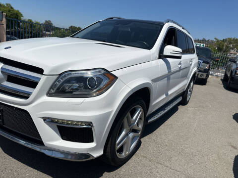 2015 Mercedes-Benz GL-Class GL 550 4MATIC