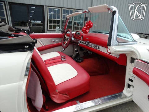 1956 Ford Thunderbird