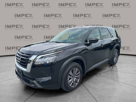 2024 Nissan Pathfinder S