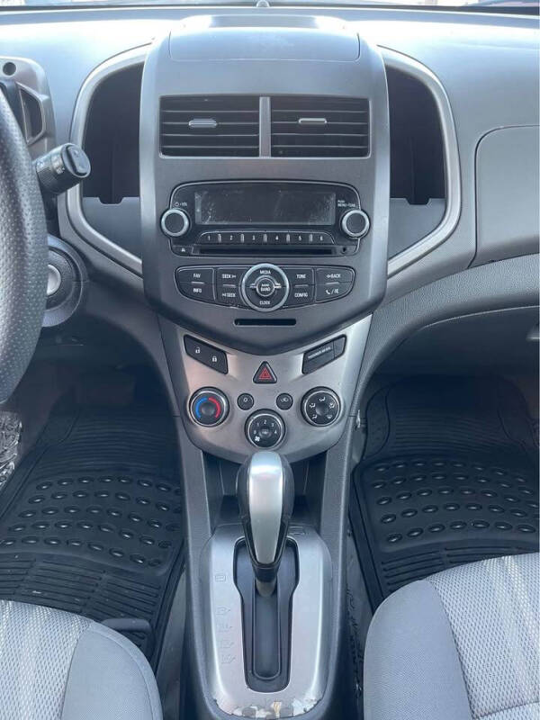 2014 Chevrolet Sonic LT Auto