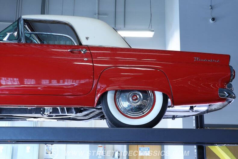 1955 Ford Thunderbird