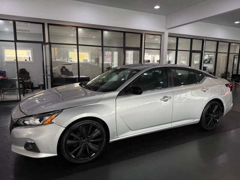 2022 Nissan Altima 2.5 SR