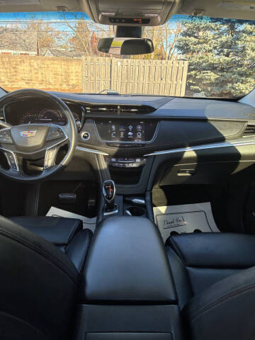 2017 Cadillac XT5 Luxury