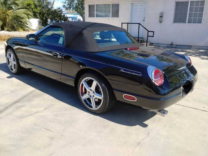 2002 Ford Thunderbird