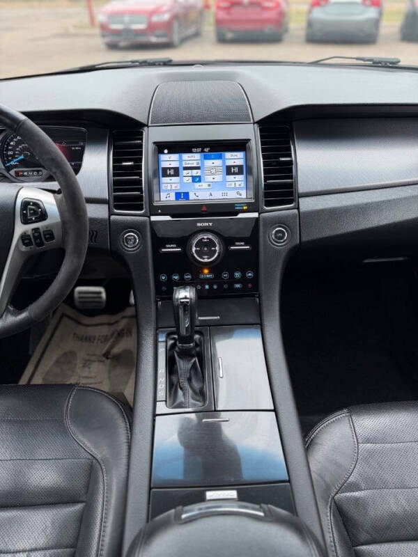 2018 Ford Taurus SHO