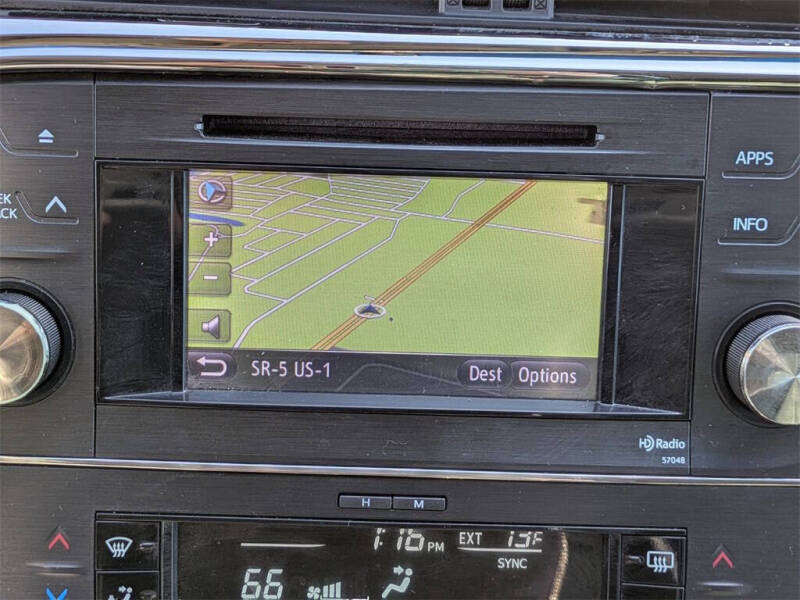 2013 Toyota Avalon XLE