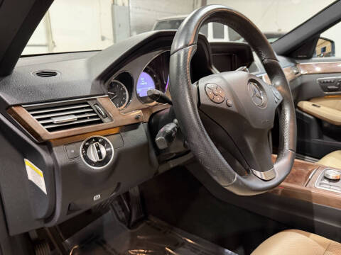 2011 Mercedes-Benz E-Class E 550 Sport 4MATIC