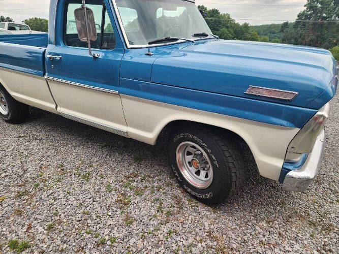 1967 Ford F-100