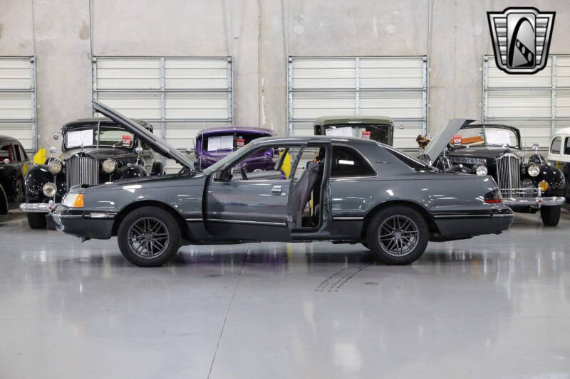 1987 Ford Thunderbird