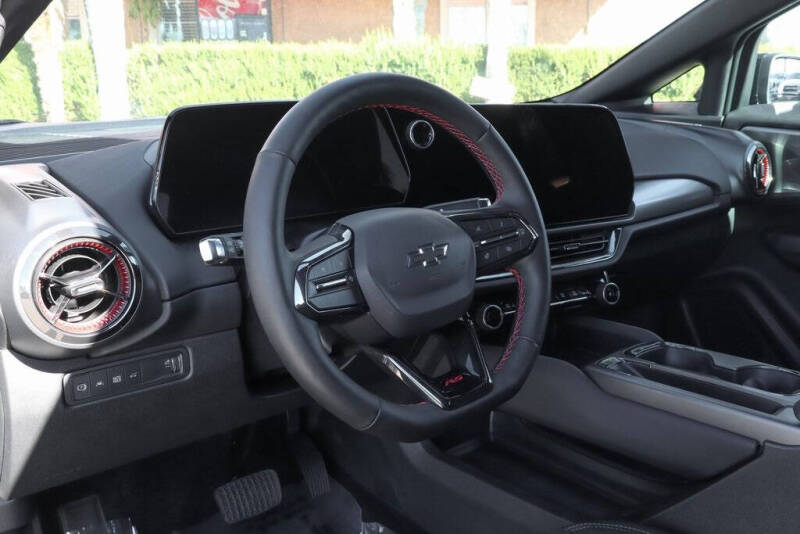 2025 Chevrolet Equinox EV RS