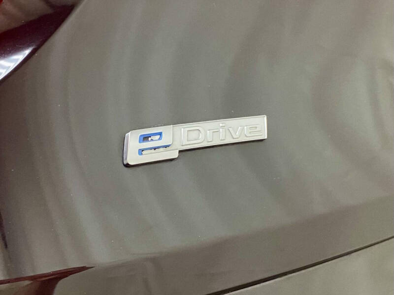2016 BMW i8