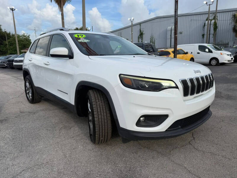 2019 Jeep Cherokee Latitude Plus