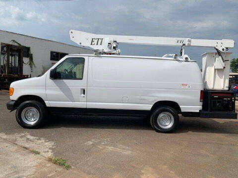 2005 Ford E-Series E-350 SD