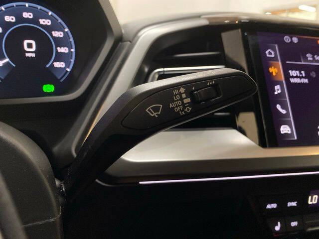 2023 Audi Q4 e-tron quattro Premium 50