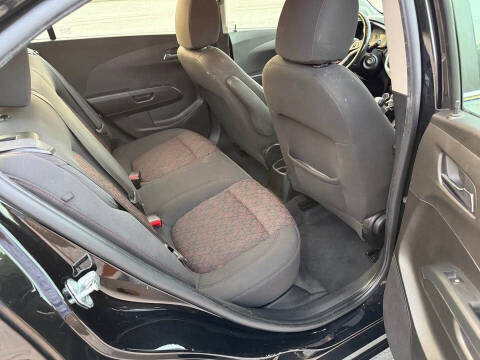 2017 Chevrolet Sonic LT Auto