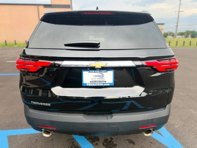2023 Chevrolet Traverse LS