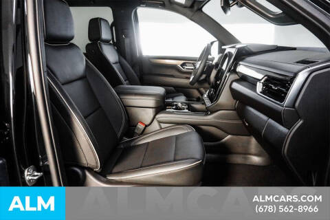2025 GMC Yukon Elevation
