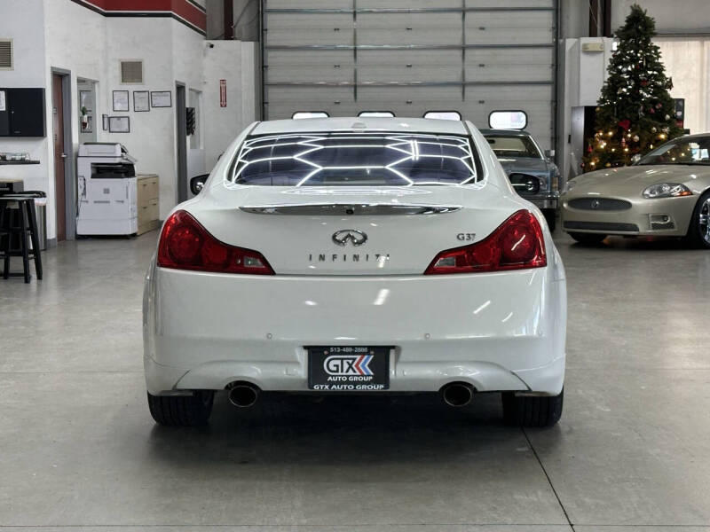 2011 Infiniti G37 Coupe