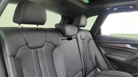 2024 Audi Q5 e quattro S line Prestg 55 TFSI