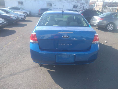 2011 Ford Focus S