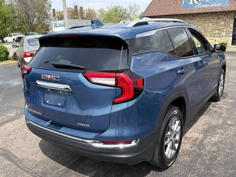 2024 GMC Terrain SLT