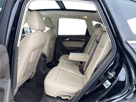 2017 Audi Q5 2.0T quattro Premium Plus