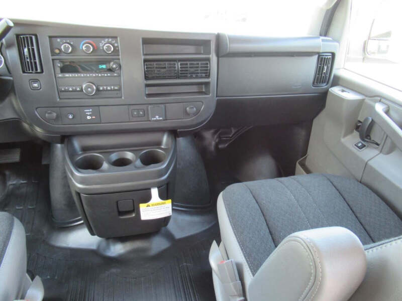 2026 GMC Savana 2500
