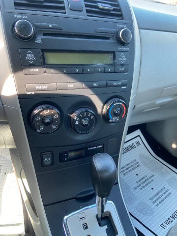 2010 Toyota Corolla LE