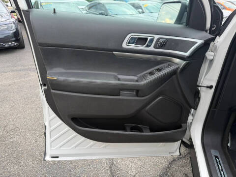 2013 Ford Explorer Sport