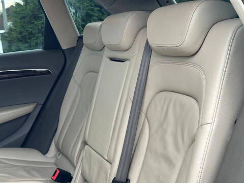 2010 Audi Q5 3.2 quattro Premium Plus