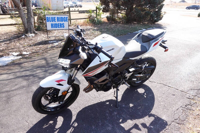 2022 Kawasaki Z400