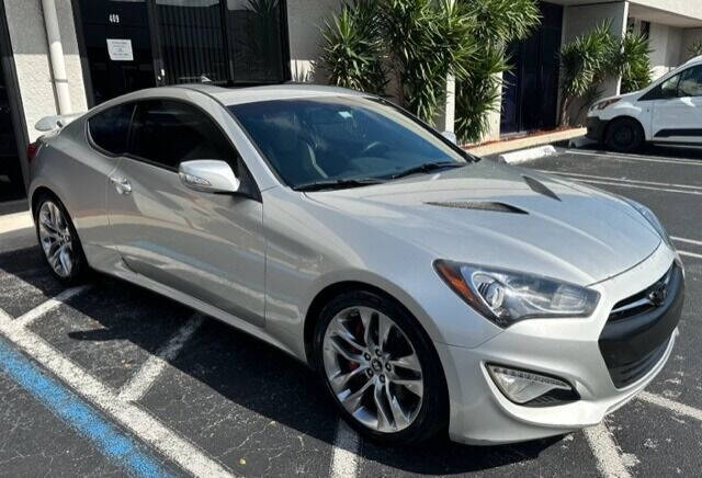 2013 Hyundai Genesis Coupe for sale at KING PARTNERS LLC in West Palm Beach FL