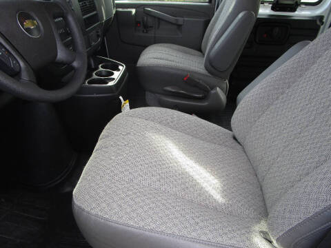 2025 Chevrolet Express 2500