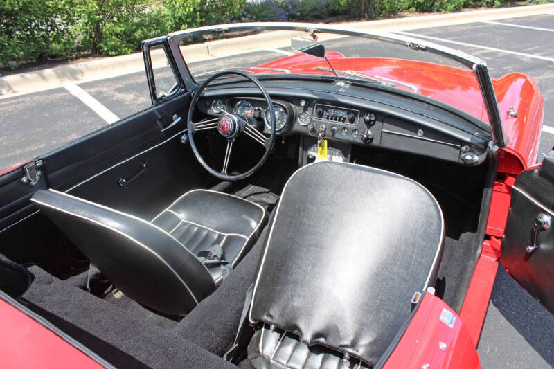 1967 MG B